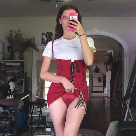 Naakte gelekte OnlyFans-foto van Brooke Lynn Mitchell