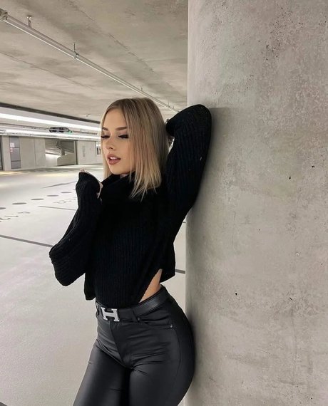 Naakte gelekte OnlyFans-foto van Letsnastja