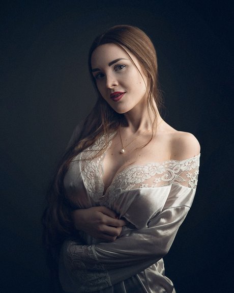 Naakte gelekte OnlyFans-foto van Malina Ariella