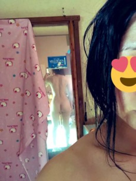 Naakte gelekte OnlyFans-foto van Ha1utop