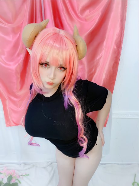 Naakte gelekte OnlyFans-foto van Dolita Sama