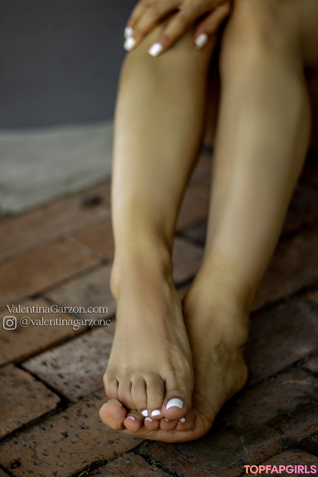 Naakte gelekte OnlyFans-foto van Valentina Garzon #1359