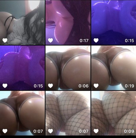 Naakte gelekte OnlyFans-foto van Robyn