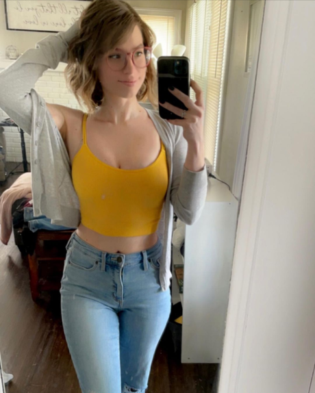 Naakte gelekte OnlyFans-foto van Kimberly Rae