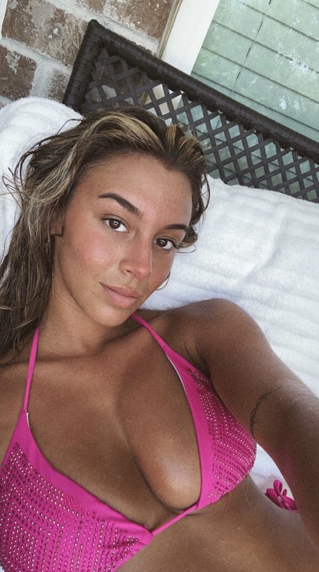 Naakte gelekte OnlyFans-foto van Kylee Pulmano