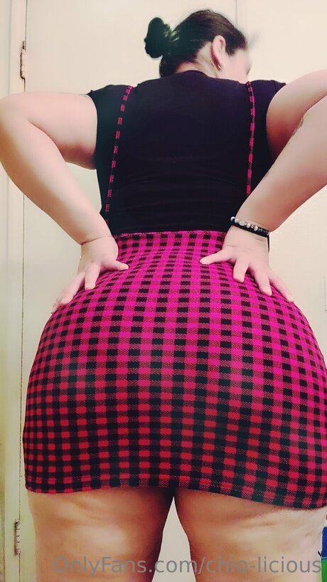 Naakte gelekte OnlyFans-foto van Chio Licious