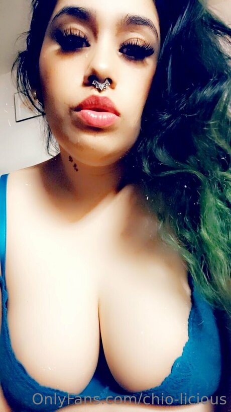 Naakte gelekte OnlyFans-foto van Chio Licious