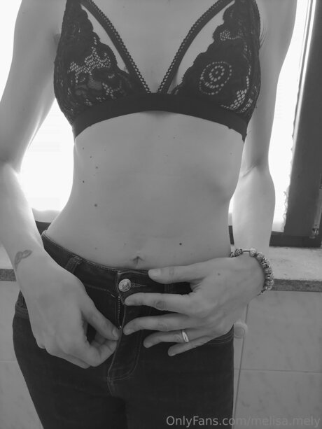 Naakte gelekte OnlyFans-foto van Melisa Mely