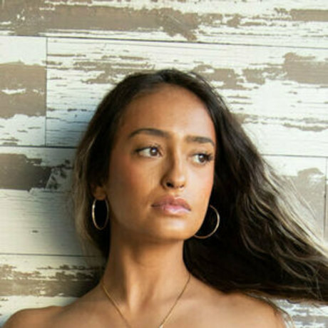 Naakte gelekte OnlyFans-foto van Thalia Pagan