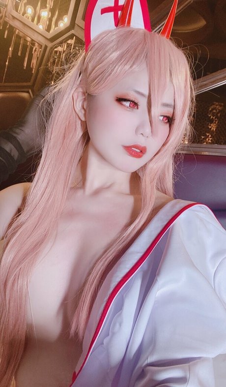 Naakte gelekte OnlyFans-foto van Yuki Neko