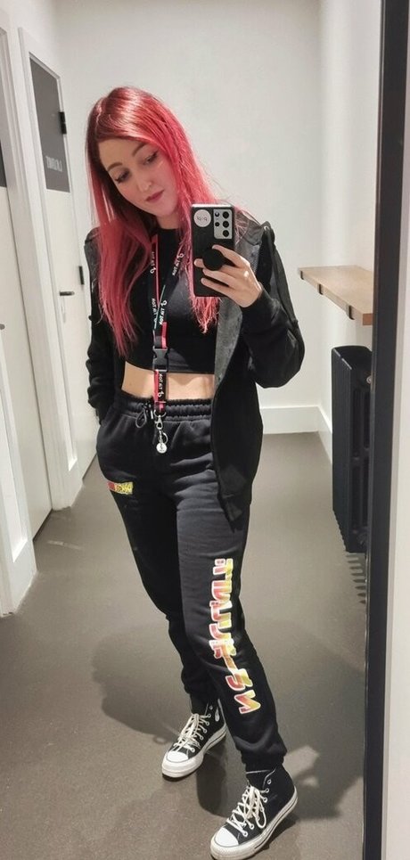 Naakte gelekte OnlyFans-foto van Tigressx