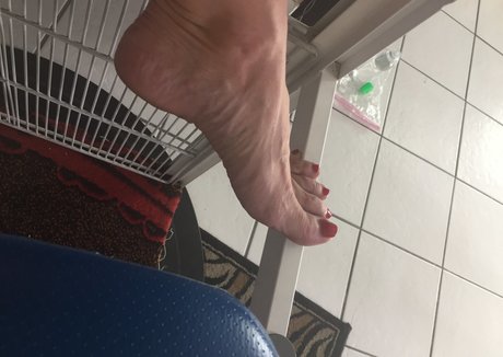 Naakte gelekte OnlyFans-foto van Sexybuffbabe