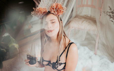 Naakte gelekte OnlyFans-foto van Buuur15
