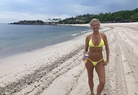 Naakte gelekte OnlyFans-foto van Kitkatxposed