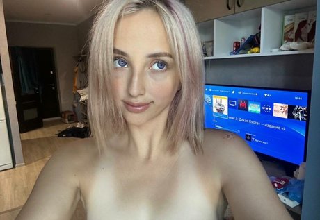 Naakte gelekte OnlyFans-foto van Katybaity