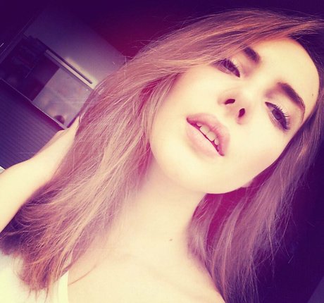 Naakte gelekte OnlyFans-foto van Alissa Strekozova