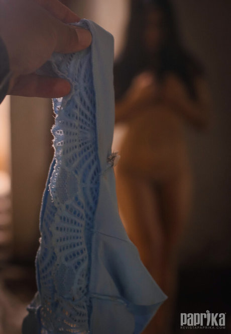 Naakte gelekte OnlyFans-foto van Ana Carolina