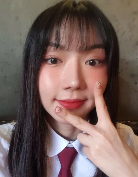 Naakte gelekte OnlyFans-foto van Bubblylive