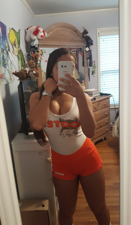 Naakte gelekte OnlyFans-foto van Domi Cosplay