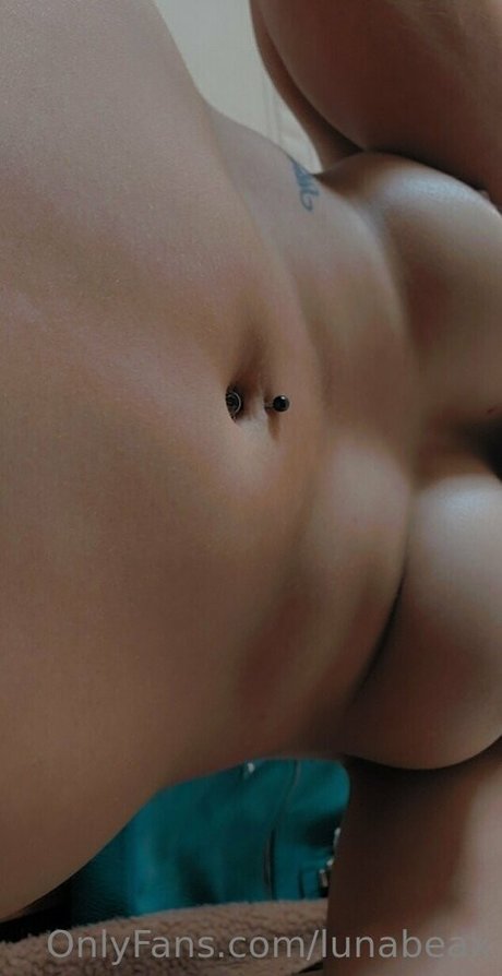 Naakte gelekte OnlyFans-foto van Beazee