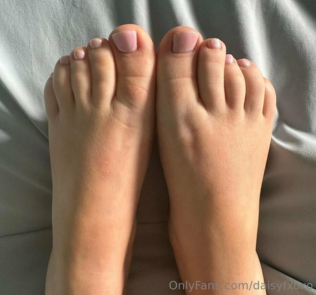 Naakte gelekte OnlyFans-foto van Daisyfxoxo