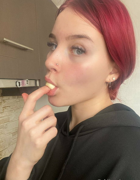 Alinalovee_free