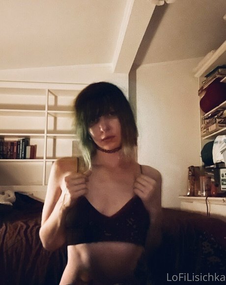 Naakte gelekte OnlyFans-foto van Lofilisichka