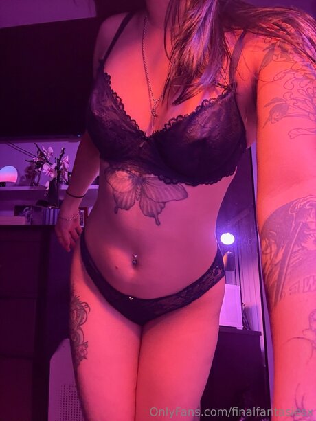Naakte gelekte OnlyFans-foto van Finalfantasiesx