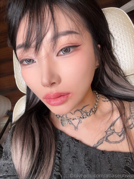 Naakte gelekte OnlyFans-foto van Atlaseuuvip