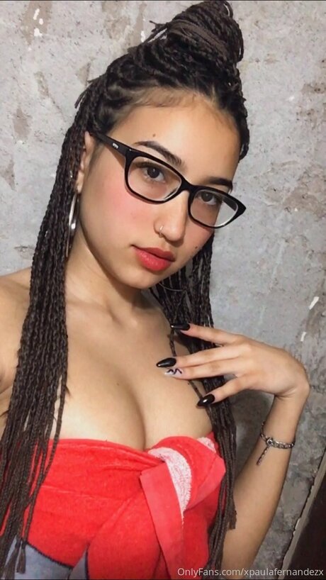 Naakte gelekte OnlyFans-foto van Xpaulafernandezx
