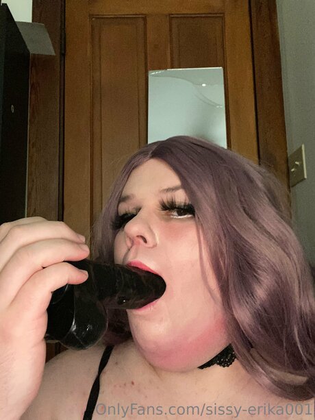 Sissy Erika001