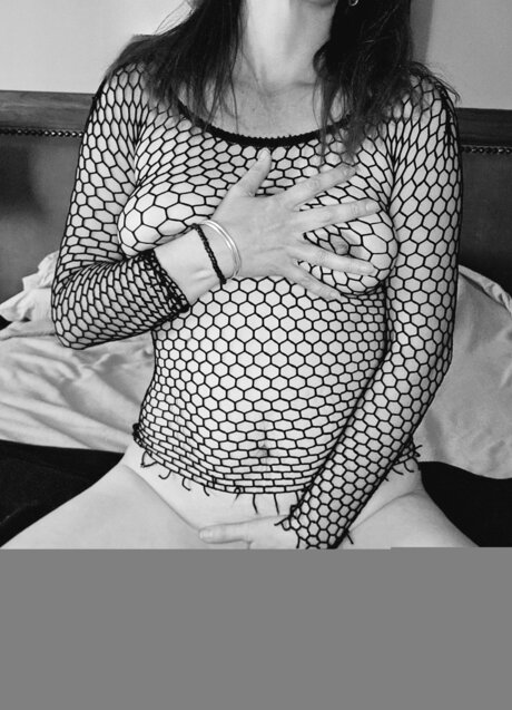 Naakte gelekte OnlyFans-foto van U398429990