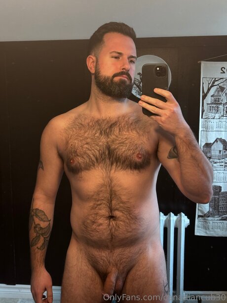 Naakte gelekte OnlyFans-foto van Canadiancub30