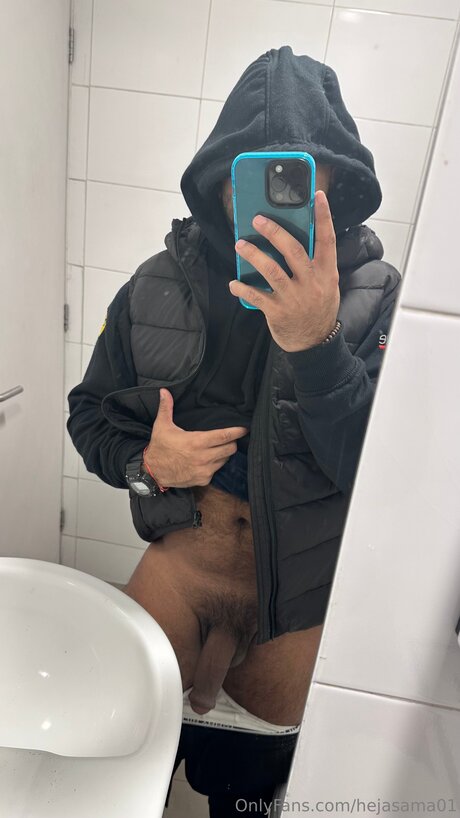 Naakte gelekte OnlyFans-foto van Hejasama01