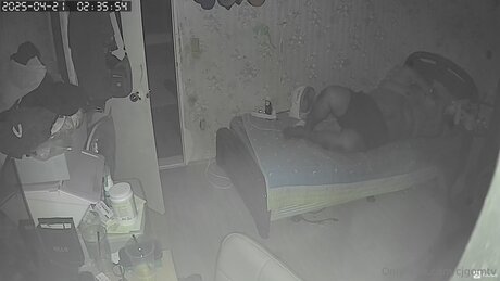Naakte gelekte OnlyFans-foto van Cjgomtv