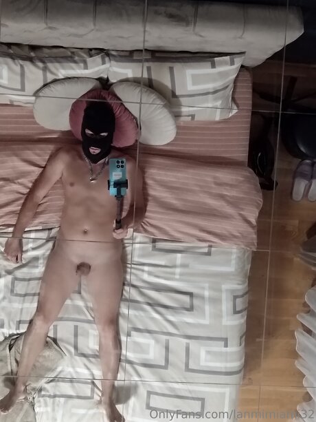 Naakte gelekte OnlyFans-foto van Lanmimiami32