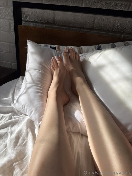 Naakte gelekte OnlyFans-foto van Vaine