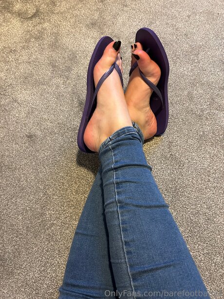 Barefootbaby1