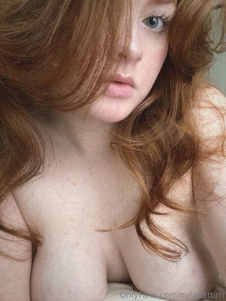 Naakte gelekte OnlyFans-foto van Nylanattirri