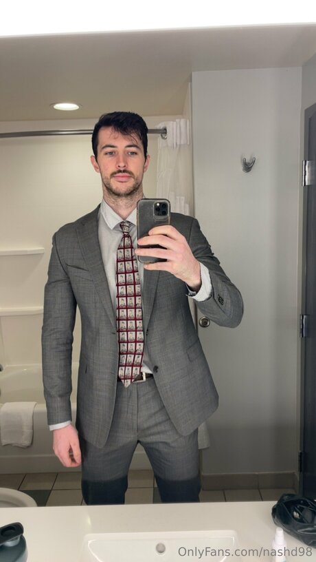 Naakte gelekte OnlyFans-foto van Nashd98