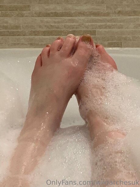Naakte gelekte OnlyFans-foto van Wildarchesuk