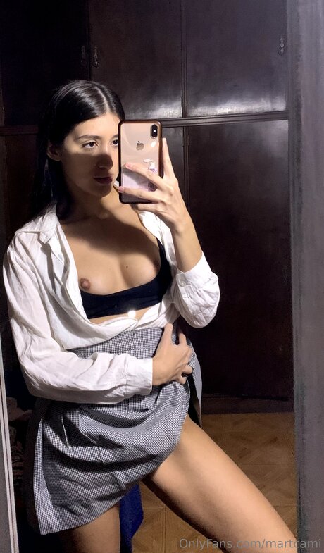 Naakte gelekte OnlyFans-foto van Milabrm