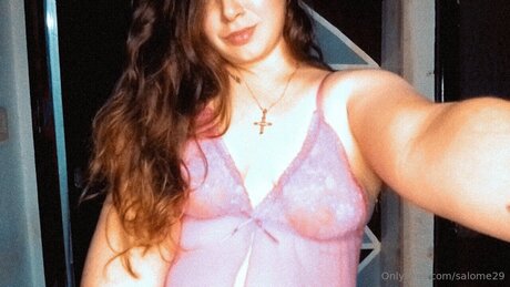 Naakte gelekte OnlyFans-foto van Diosademedianoche