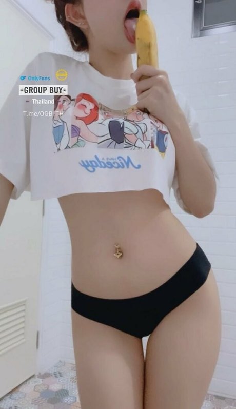 Naakte gelekte OnlyFans-foto van Sexyanglelookwa