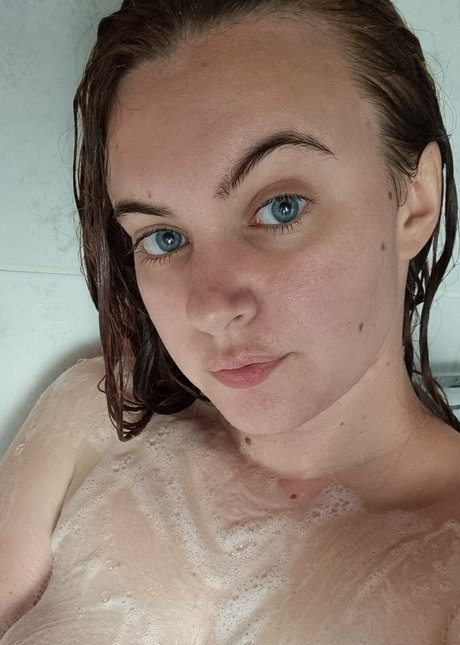 Naakte gelekte OnlyFans-foto van Lisonfr