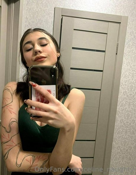 Naakte gelekte OnlyFans-foto van Celinenaughty