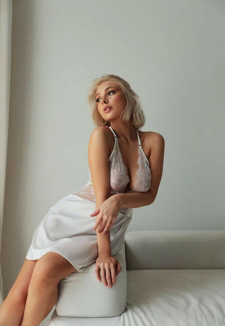 Naakte gelekte OnlyFans-foto van Vashironosova