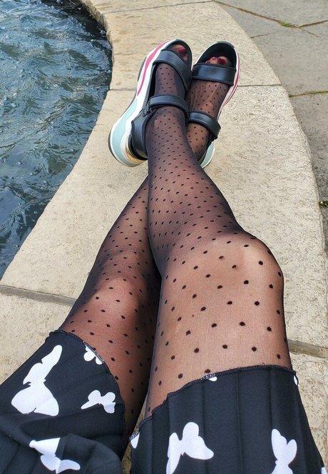 Naakte gelekte OnlyFans-foto van Popruzhinka