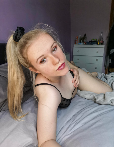 Thatlittleminigirl