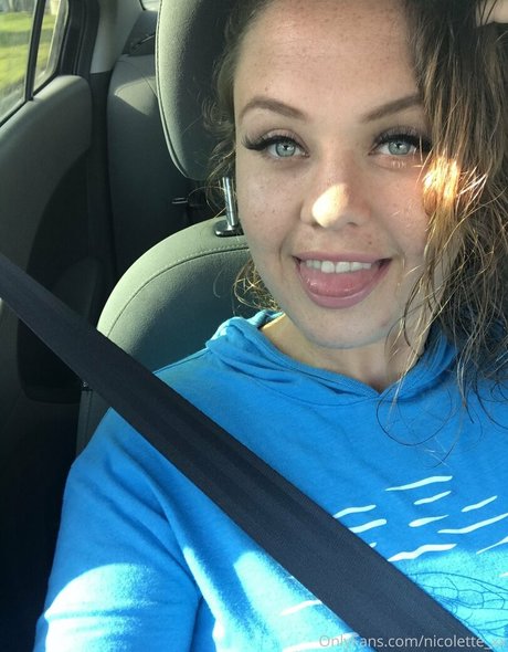 Nicolette_xx